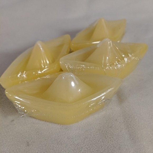 Purple Gold Floral Floating Candles Flowers Roses Tealights 4 sets 17 Candles - Picture 10 of 10